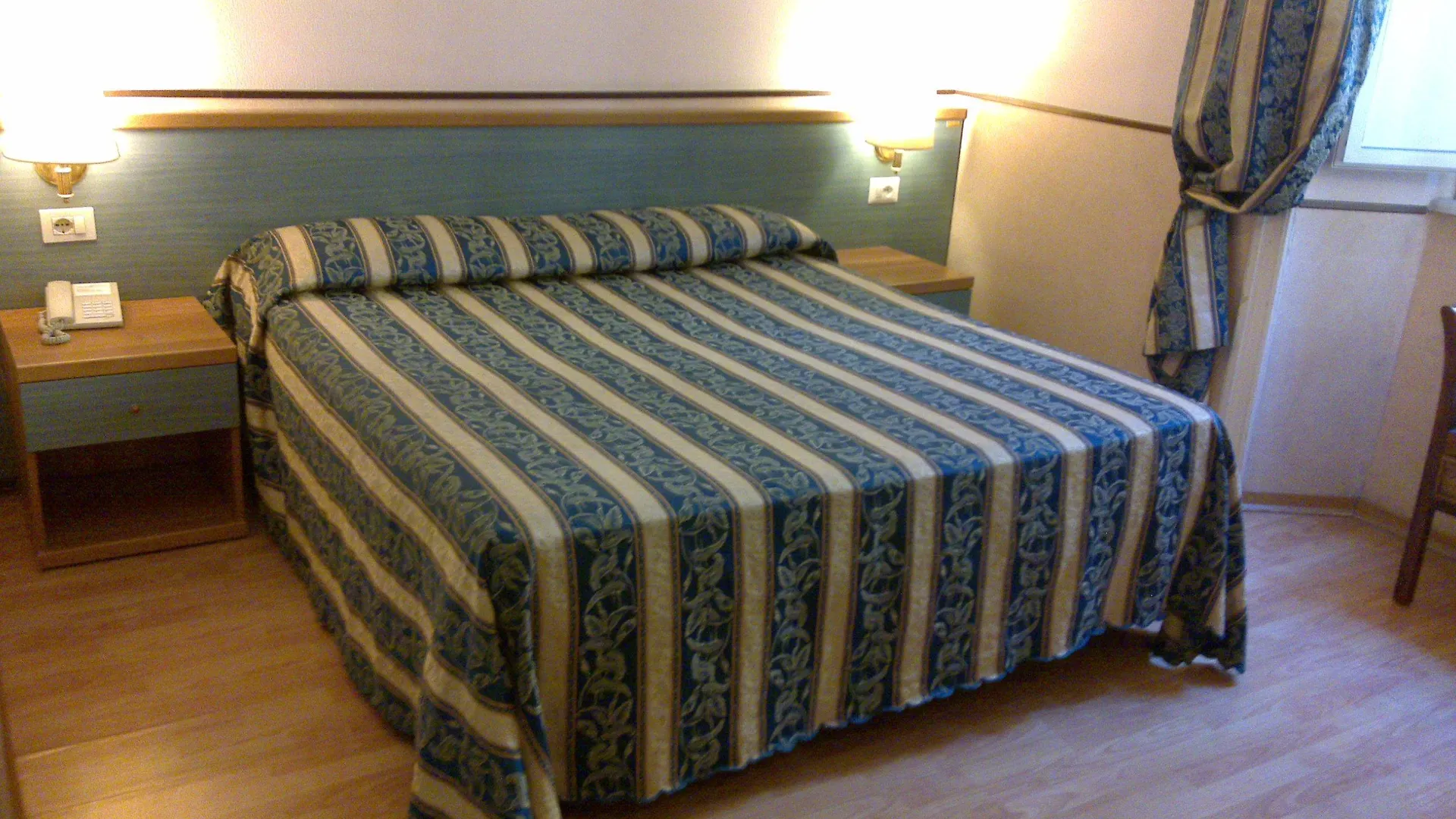 Hotel Lazzari Rome 2*,