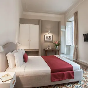 Terrace Pantheon Relais **** רומא