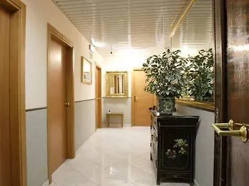 **  Hotel Lazzari Róma Olaszország