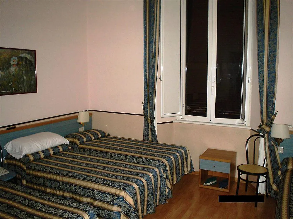 Hotel Lazzari Róma 2*,